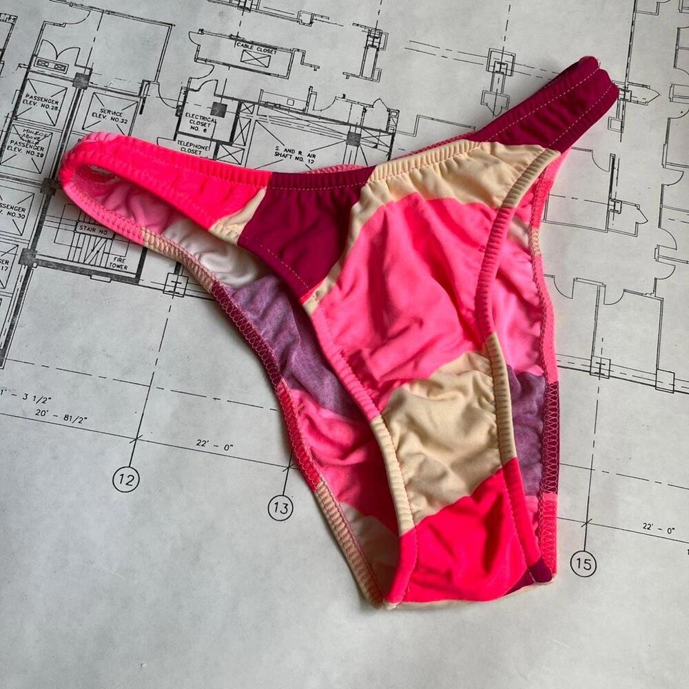 epic vintage 80s pink groovy bikini bottoms